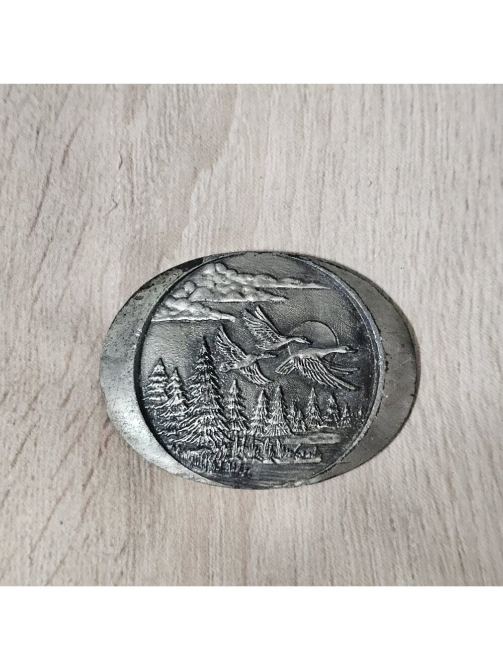 Vintage 1982 Indiana Metal Craft Flying Geese Forest Hunting Belt Buckle Scenic